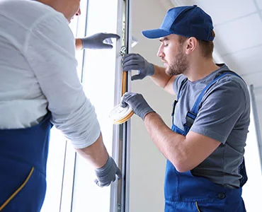 glass repair experts in Bonita Springs, FL